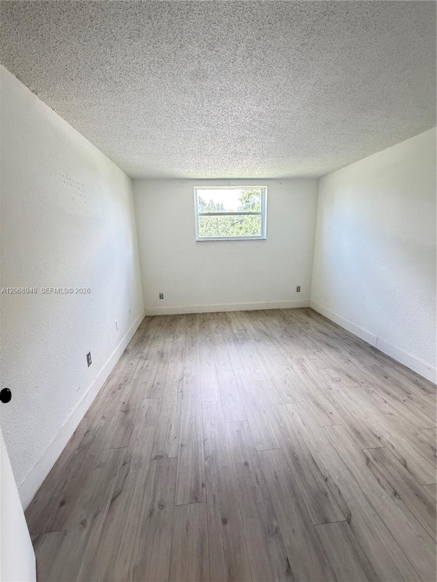 606 W 81st St # 209, Hialeah FL 33014 photo 2