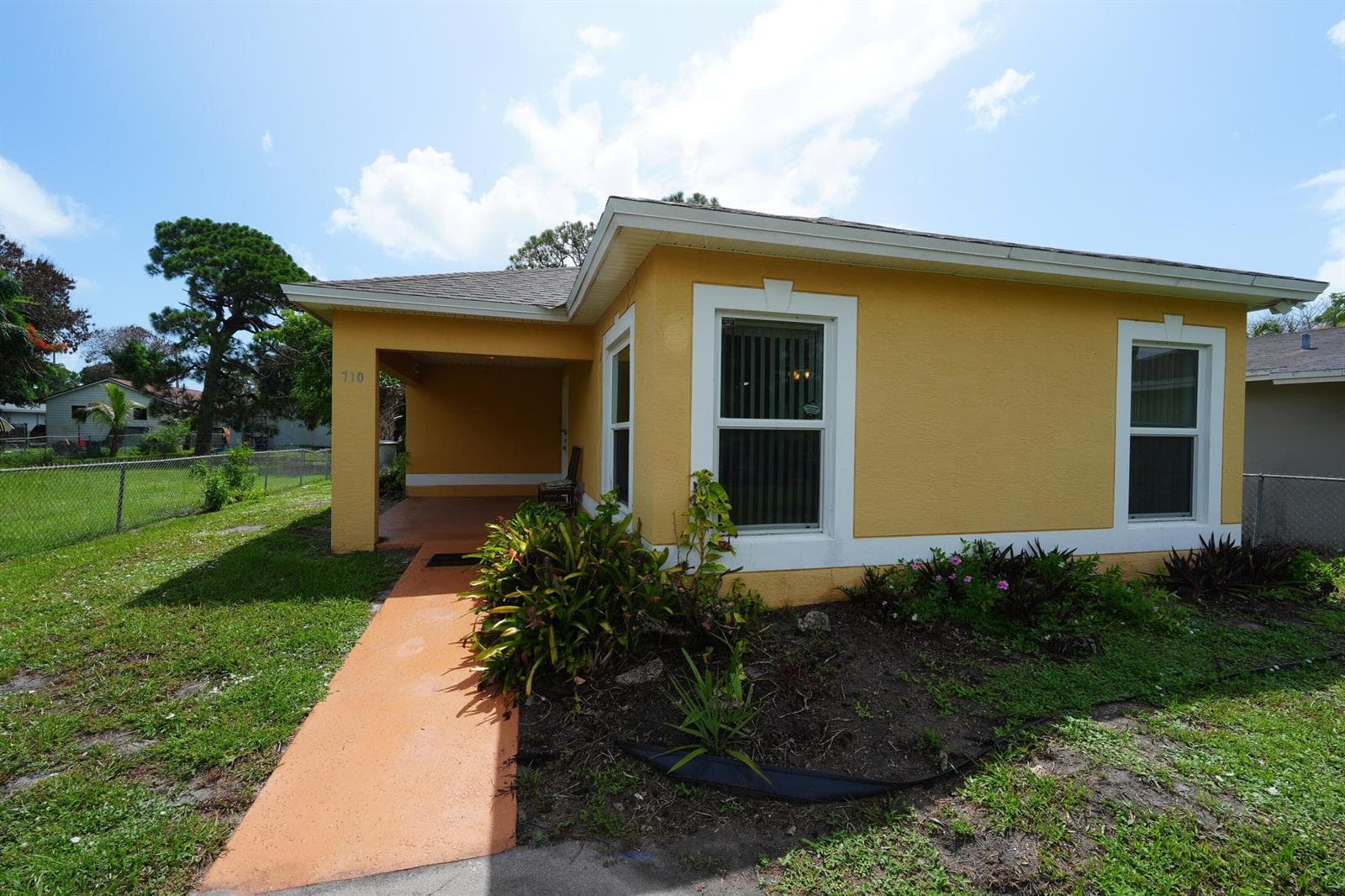 710 N 23rd Street, Fort Pierce, FL 34950 photo 4