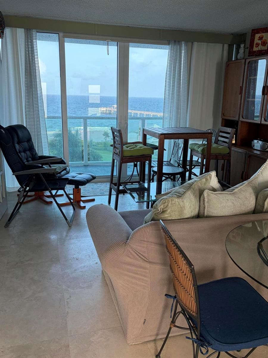 333 NE 21ST Avenue # 814, Deerfield Beach FL 33441 photo 3