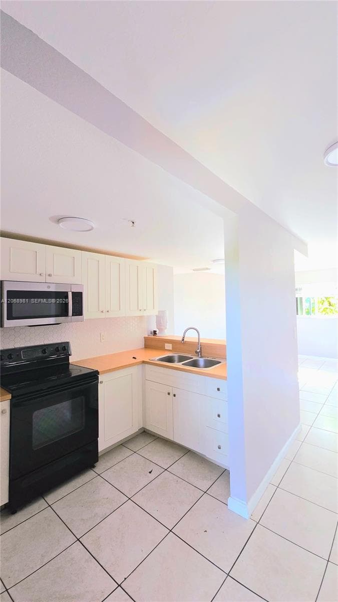 328 NW 12th Ave # 12, Miami, FL 33128 photo 3