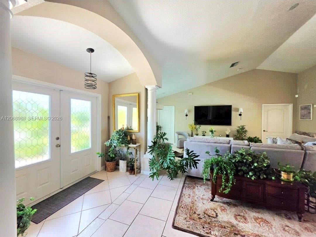 278 White Marsh Ln, Other City - In The State Of Florida FL 33947 photo 5