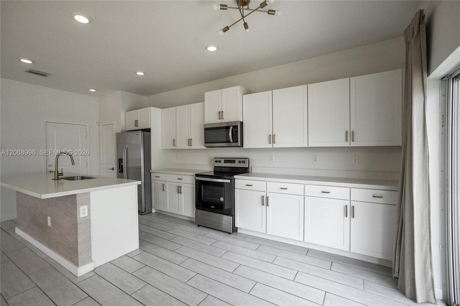 833 SE 19th St, Homestead FL 33034