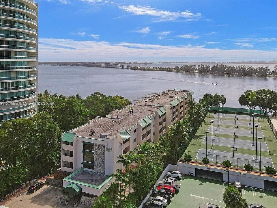 2201 Brickell Ave # 96, Miami FL 33129 photo 2