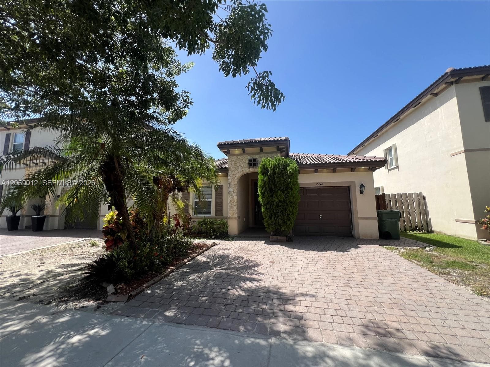 2410 NE 4th St, Homestead FL 33033 photo 3