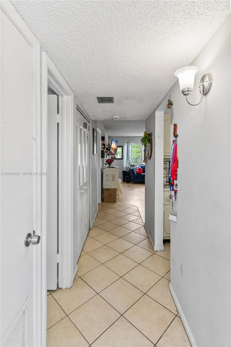 201 Berkley Rd # 309, Hollywood FL 33024 photo 5