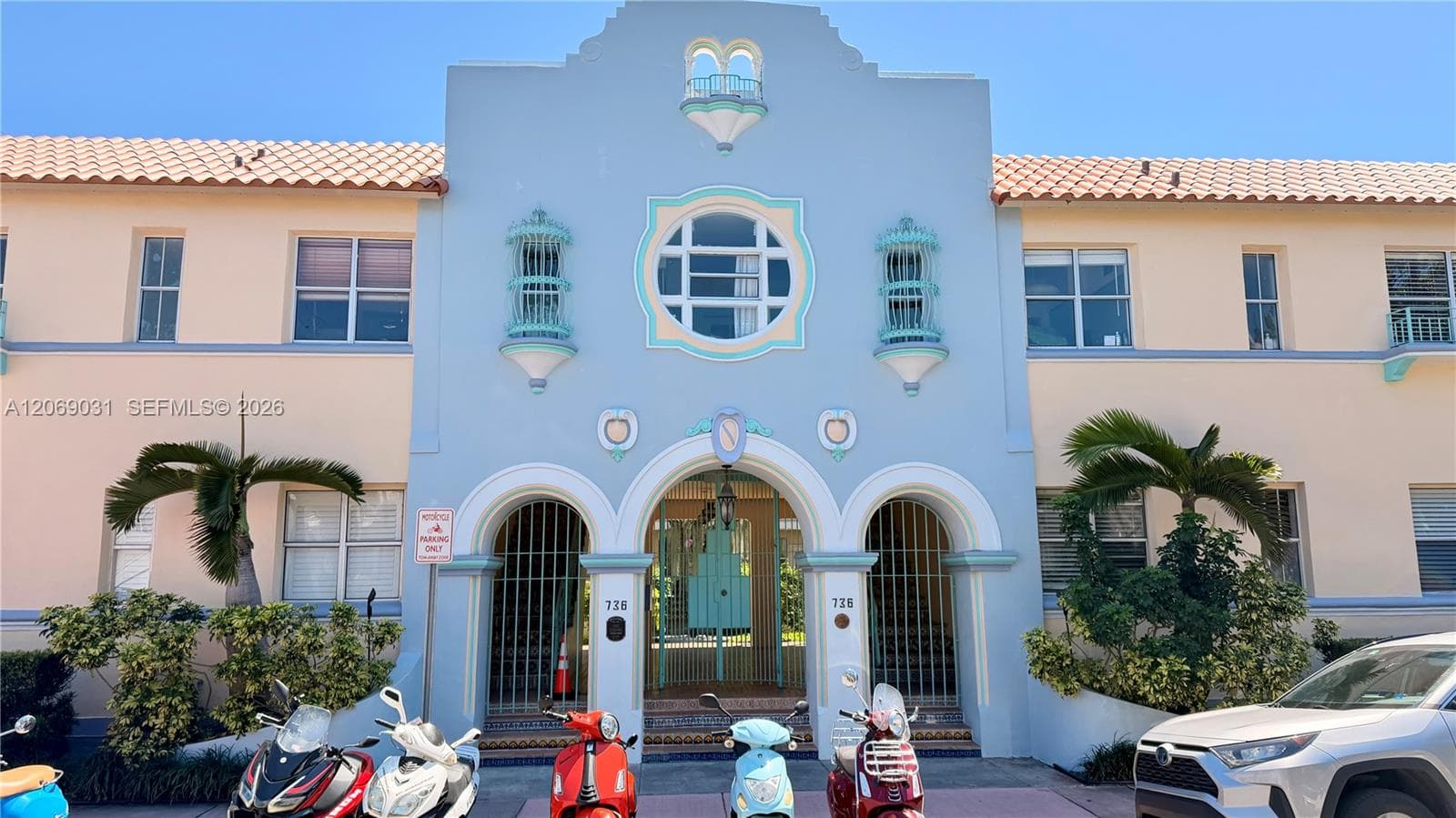 736 13th St # 213, Miami Beach FL 33139