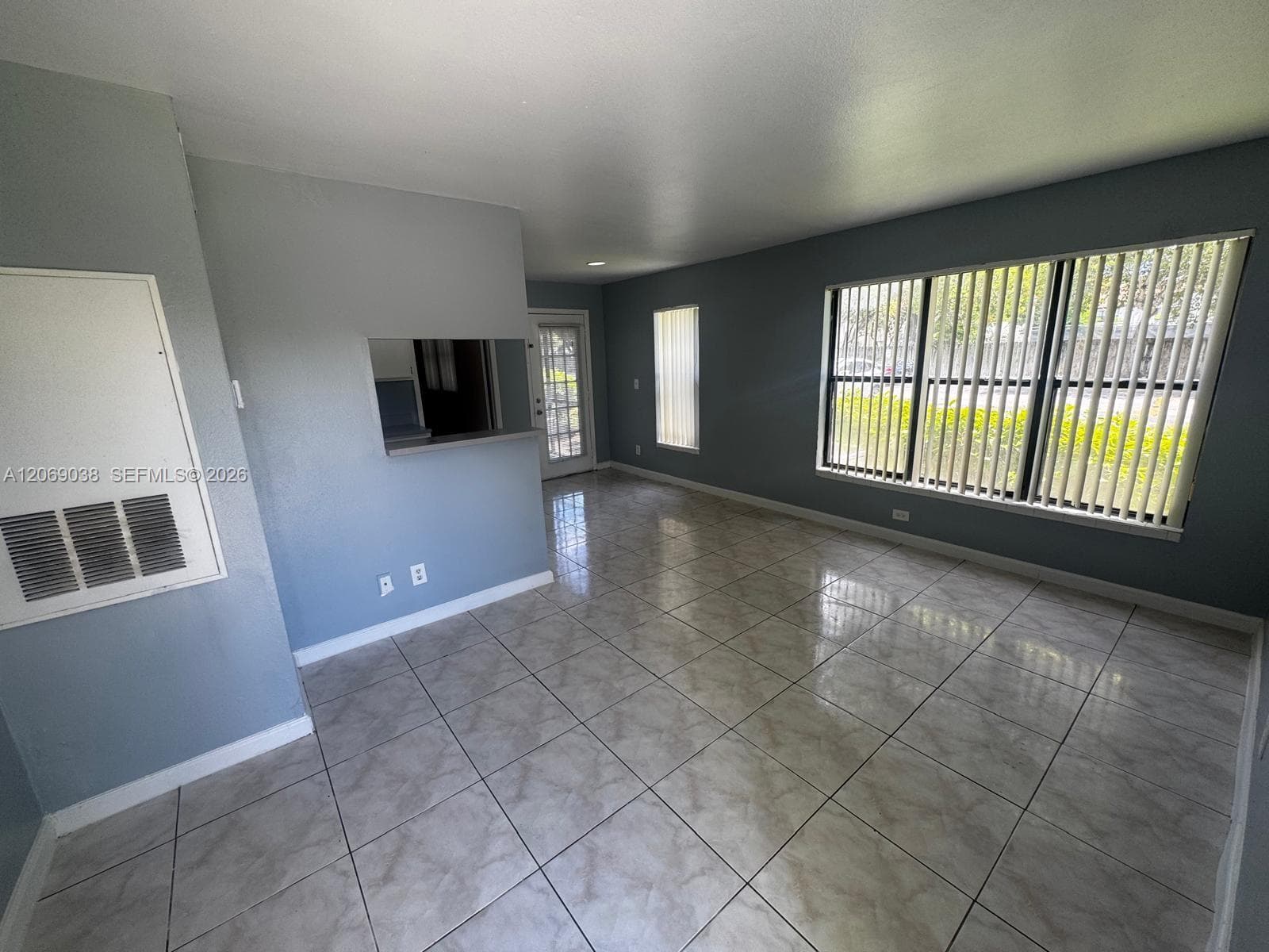 8793 NW 39th St # 7 blgd, Sunrise FL 33351 photo 2