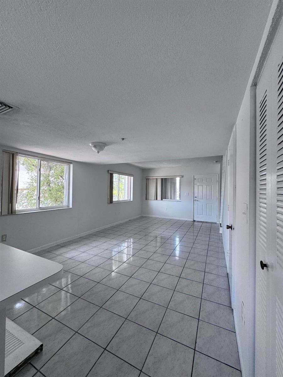 551 NW 82ND Avenue # 526, Miami FL 33126 photo 5
