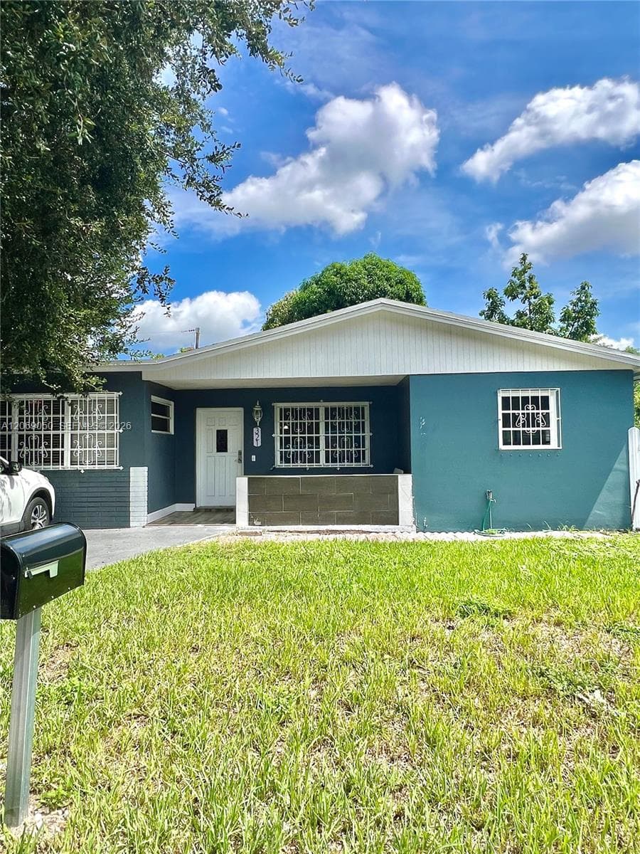321 NE 170th St, North Miami Beach FL 33162 photo 3