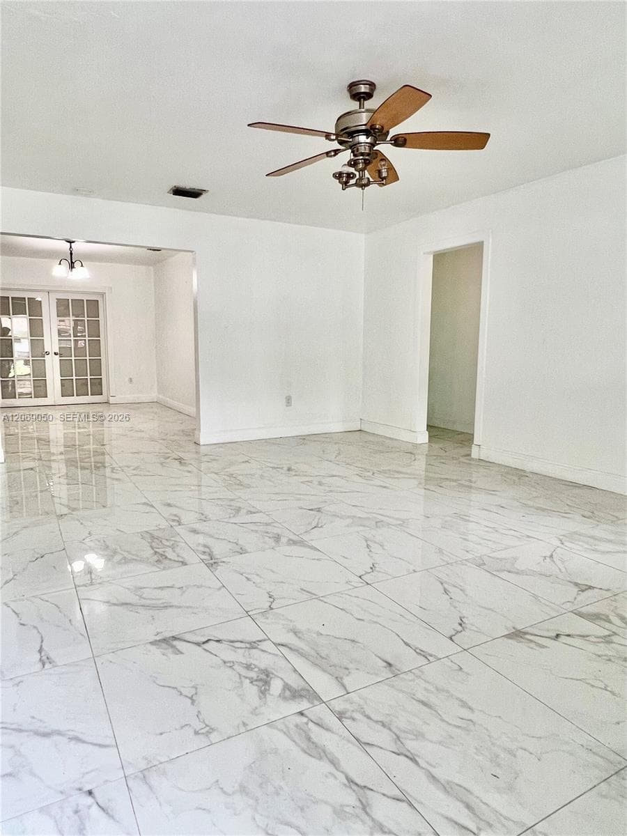 321 NE 170th St, North Miami Beach FL 33162 photo 5