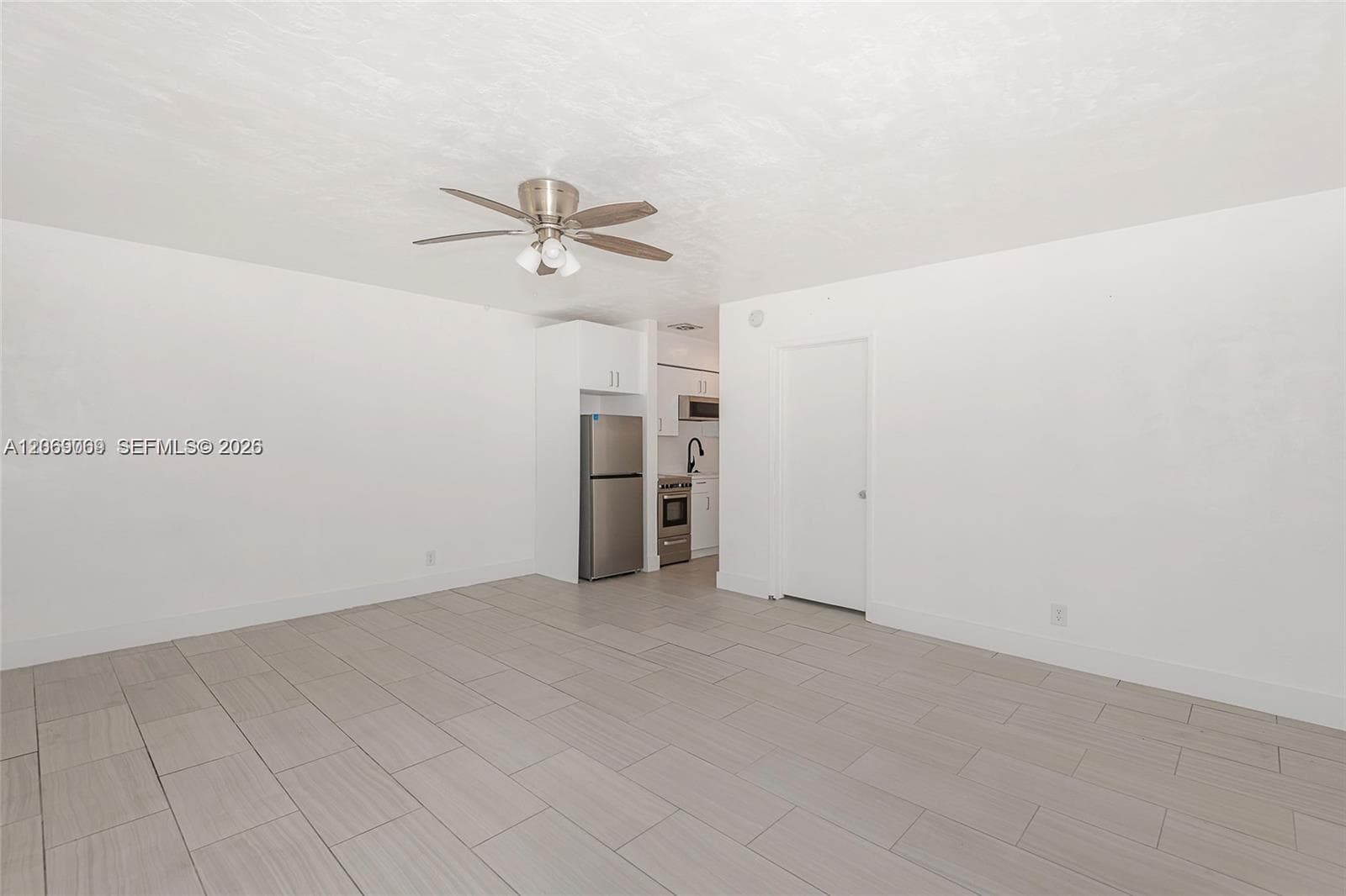 2901 Polk St # 10, Hollywood, FL 33020 photo 2