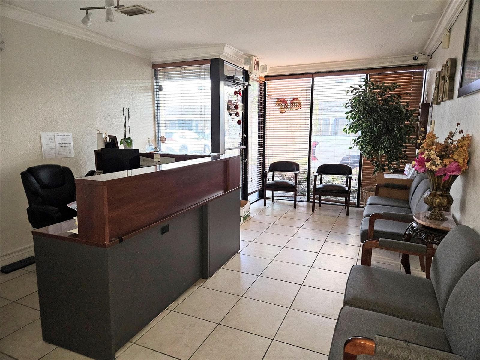 6187 NW 167th Street, Miami Lakes FL 33014 photo 2
