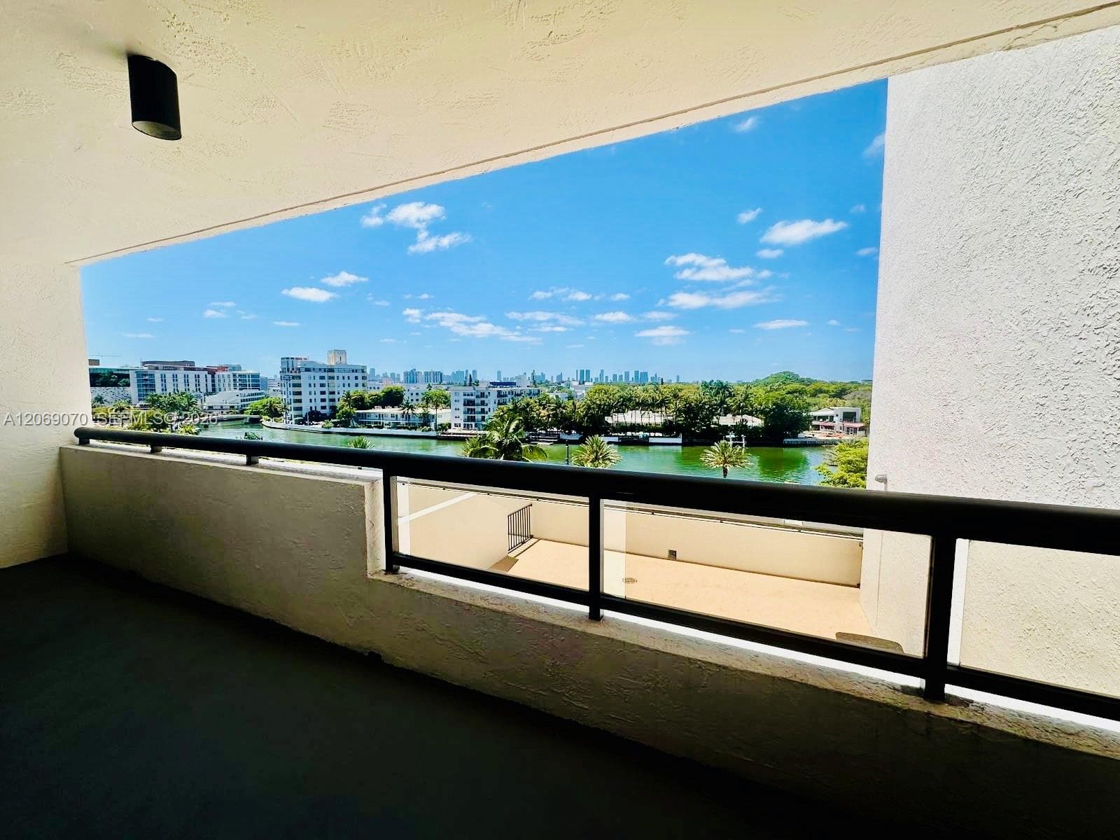 2555 Collins Ave # 704, Miami Beach FL 33140 photo 2