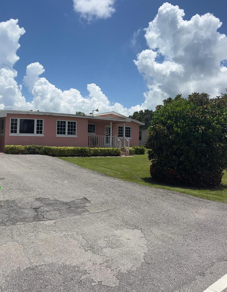 1117 NE 23RD Street, Belle Glade FL 33430 photo 2