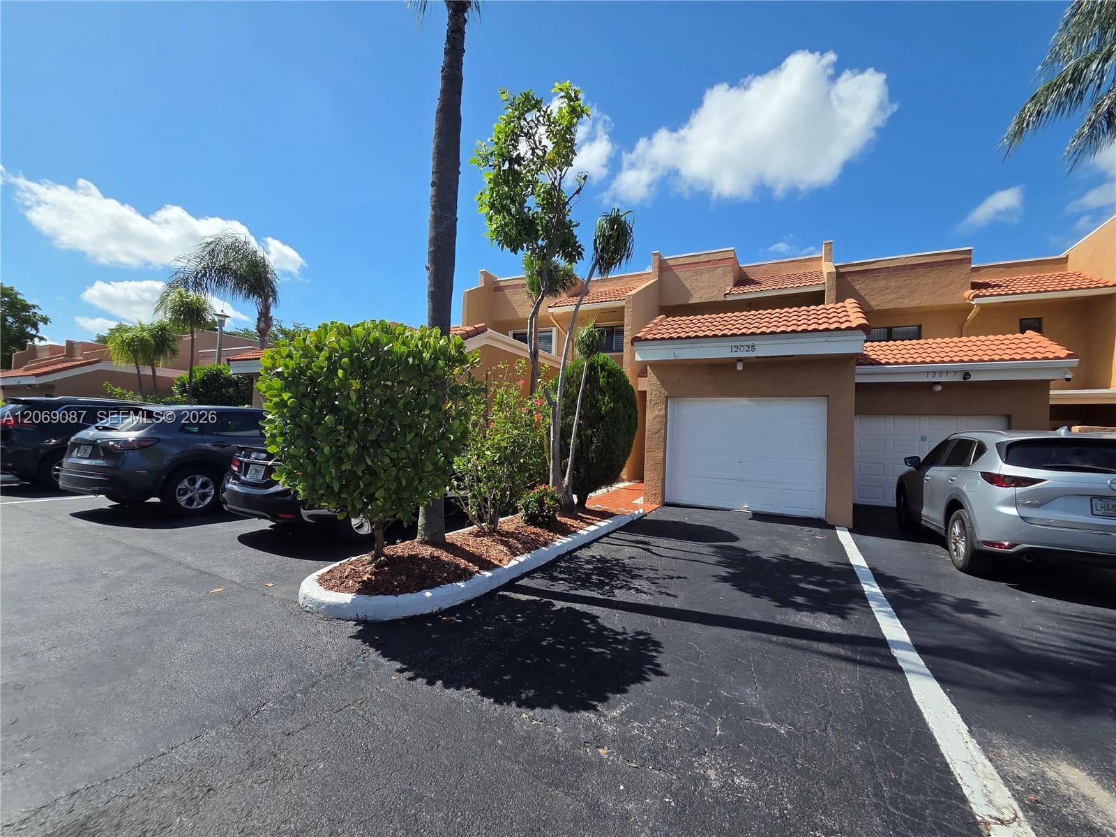 12025 S Las Palmas Dr # 12025, Pembroke Pines FL 33025 photo 2