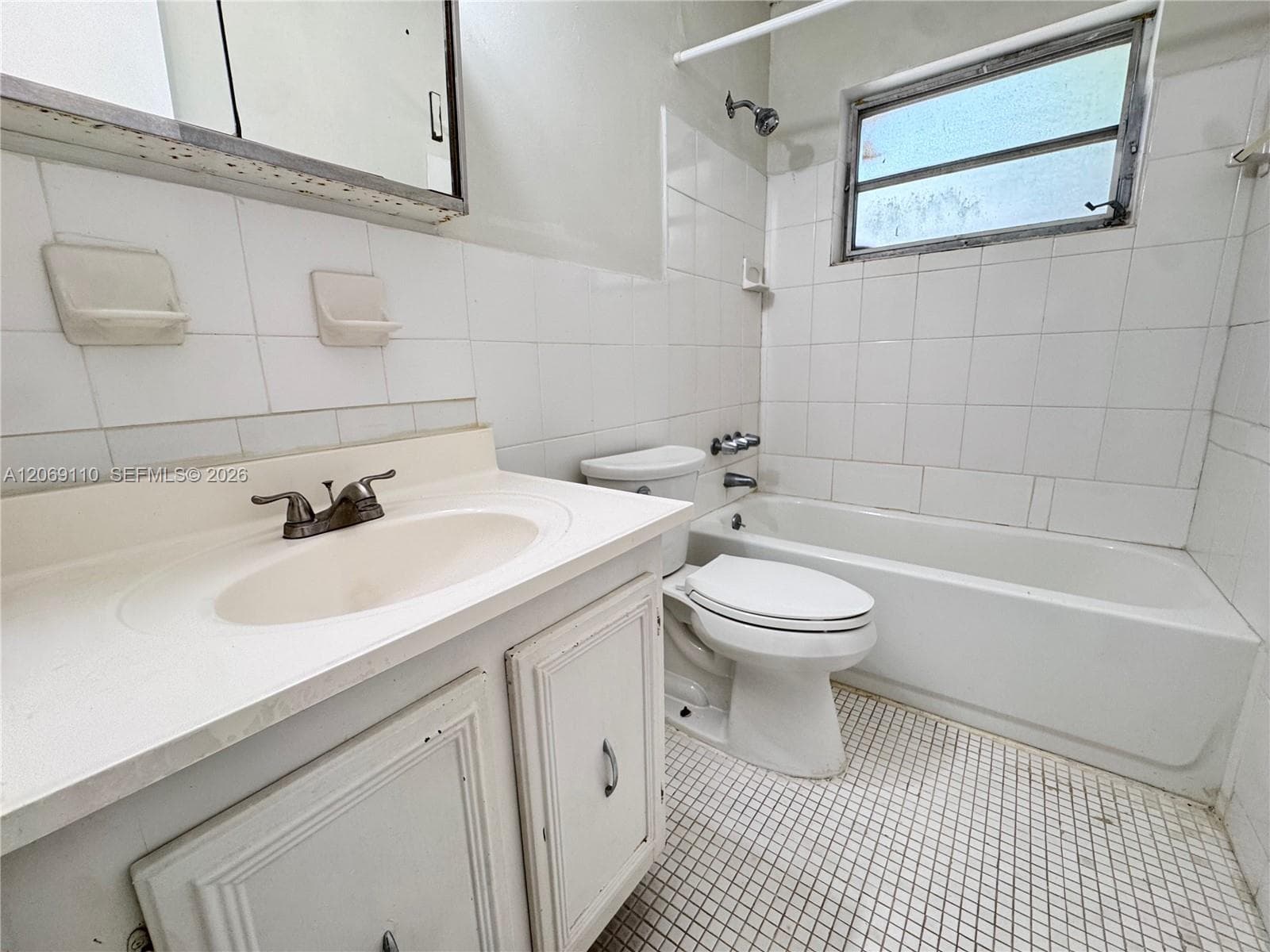 3265 Griffin Rd # 202, Dania Beach FL 33312 photo 3