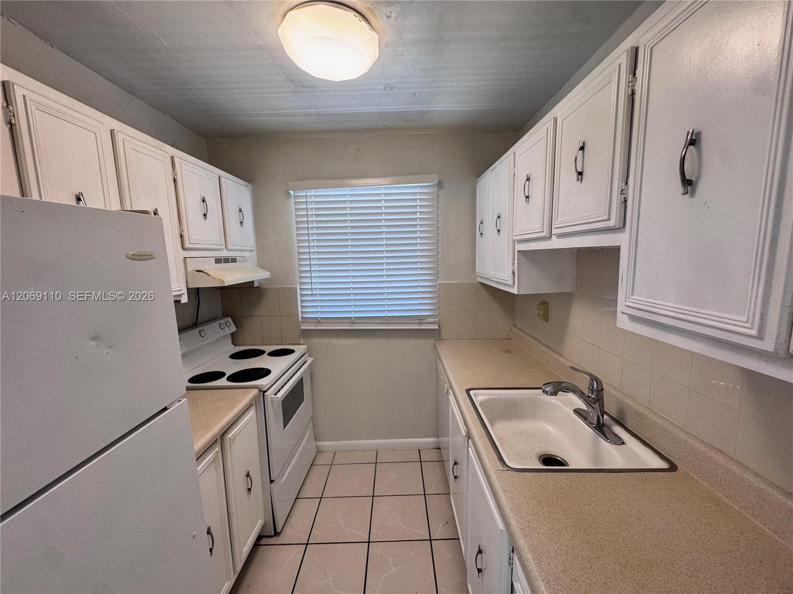 3265 Griffin Rd # 202, Dania Beach FL 33312 photo 4