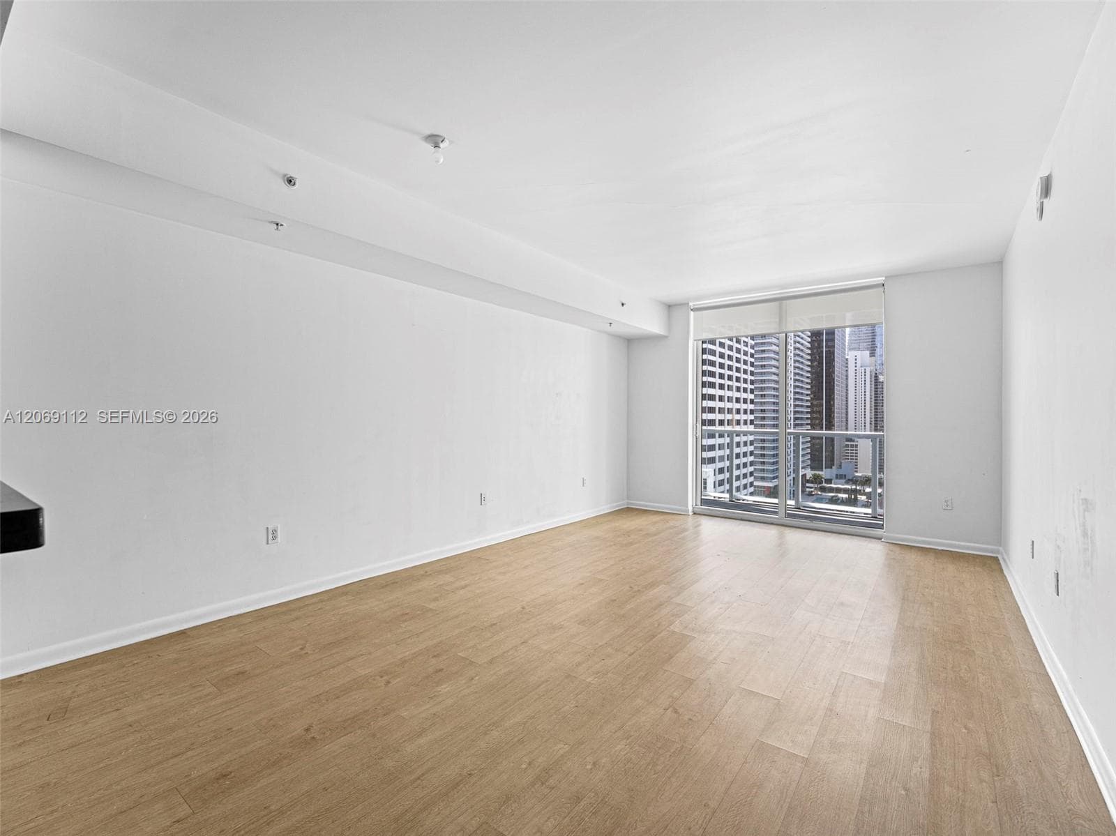 244 Biscayne Blvd # 2109, Miami FL 33132 photo 4