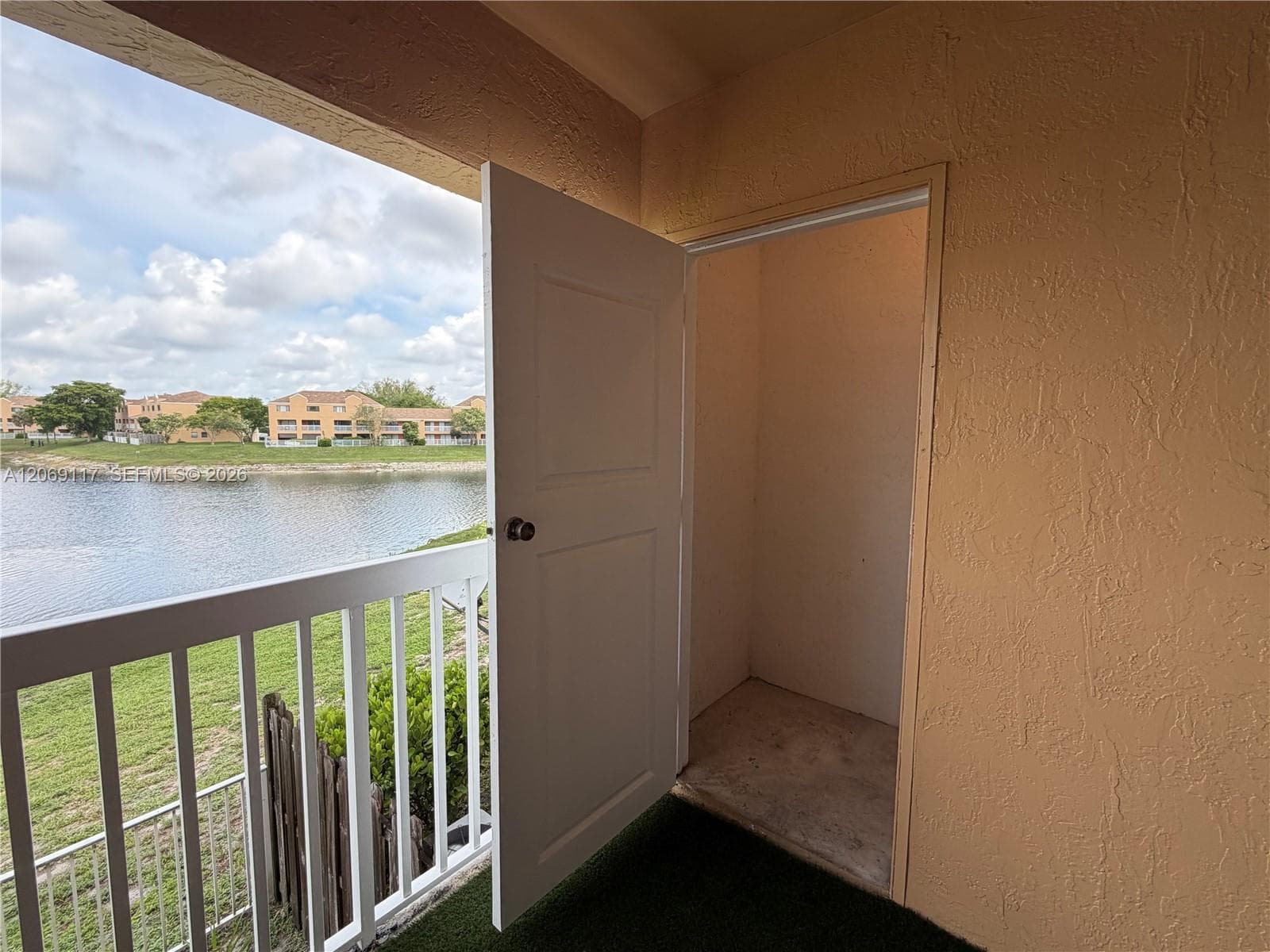 5200 NW 31st Ave # 217, Fort Lauderdale FL 33309 photo 2