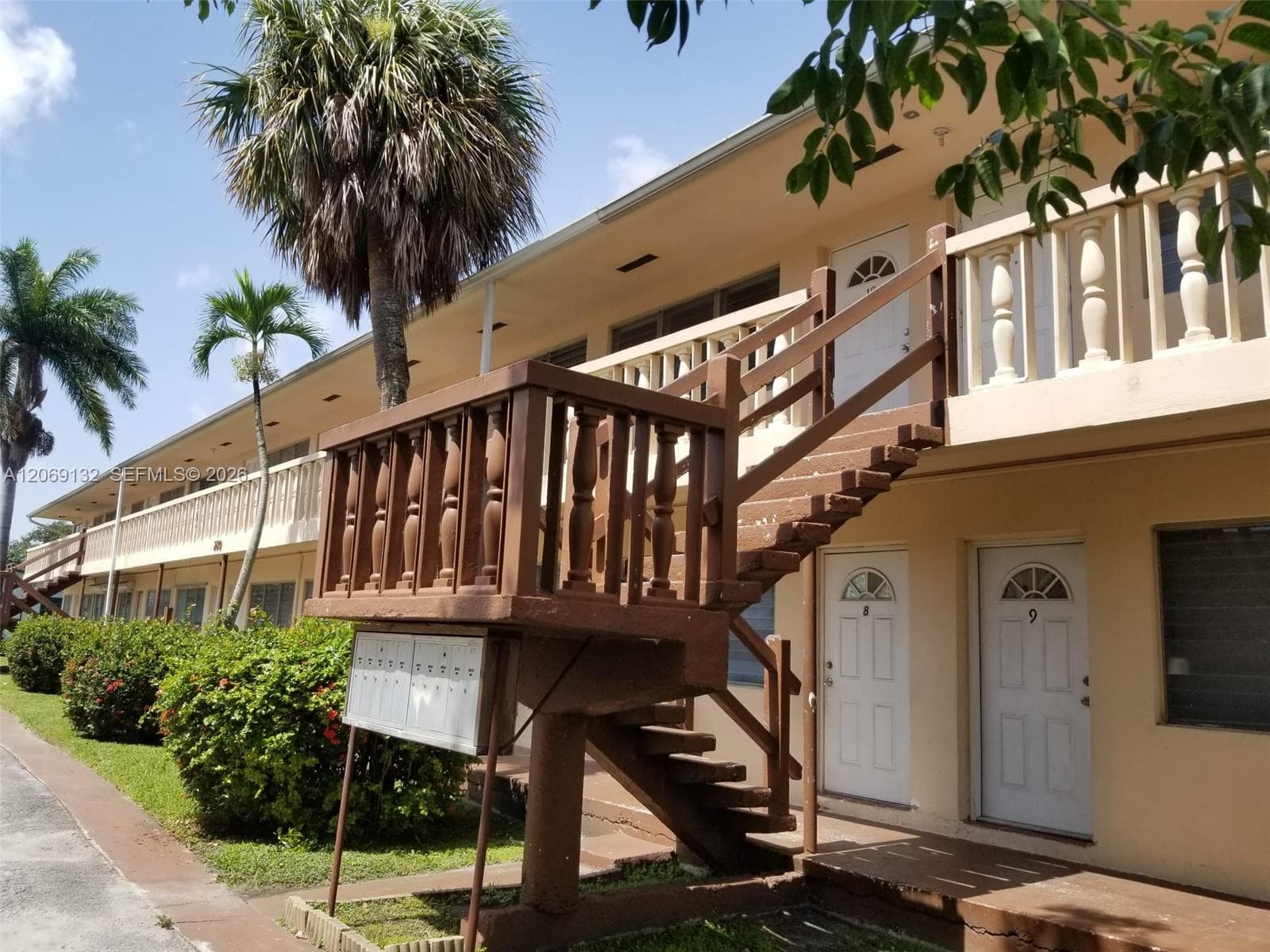 280 SW 11th Ave # 18, Hallandale Beach FL 33009