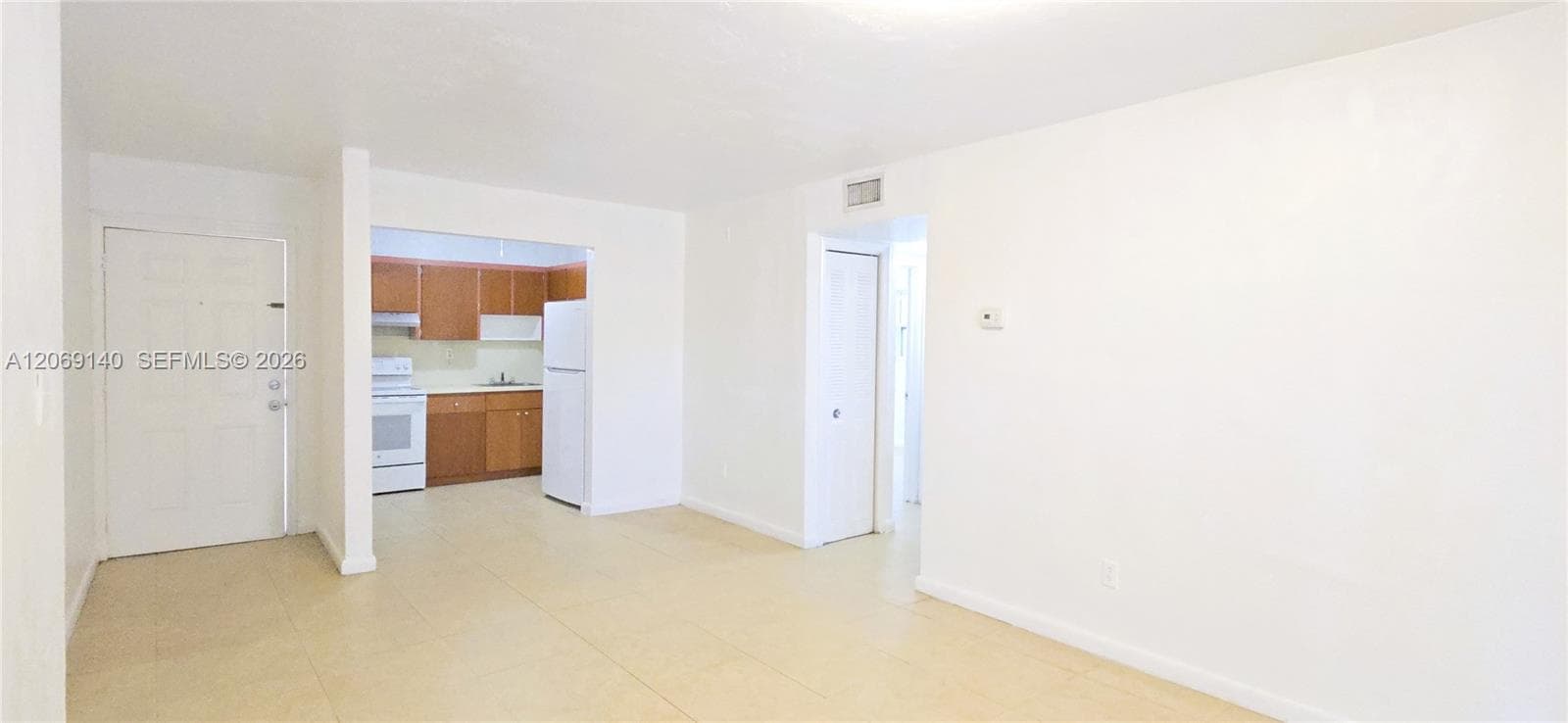 718 SE 8th St # 6, Hialeah FL 33010 photo 3