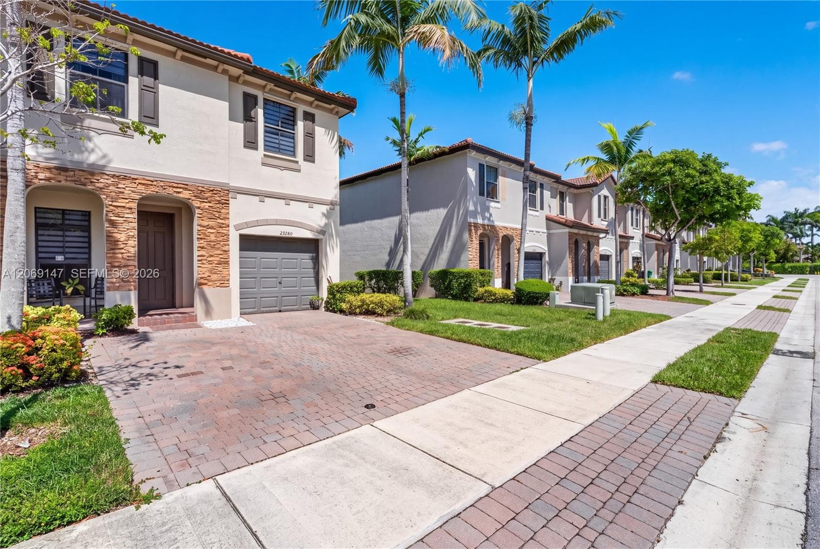 23280 SW 113th Psge, Homestead FL 33032 photo 2