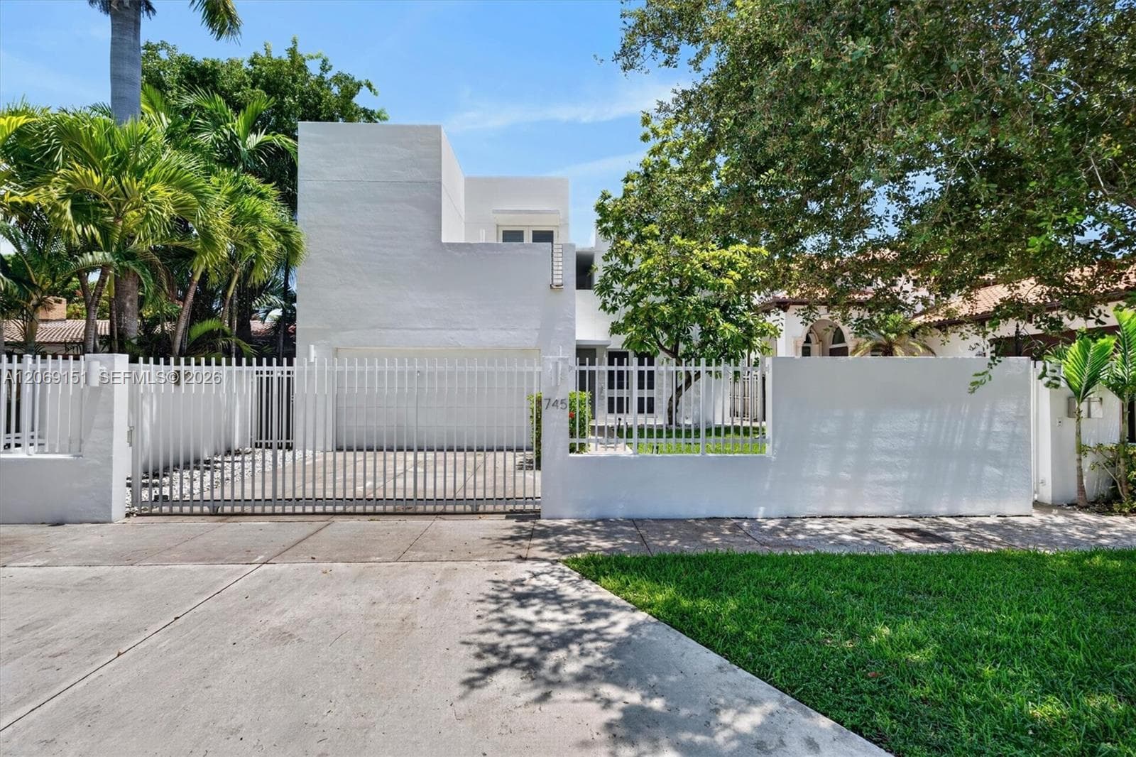 745 SW 22nd Rd, Miami FL 33129 photo 3