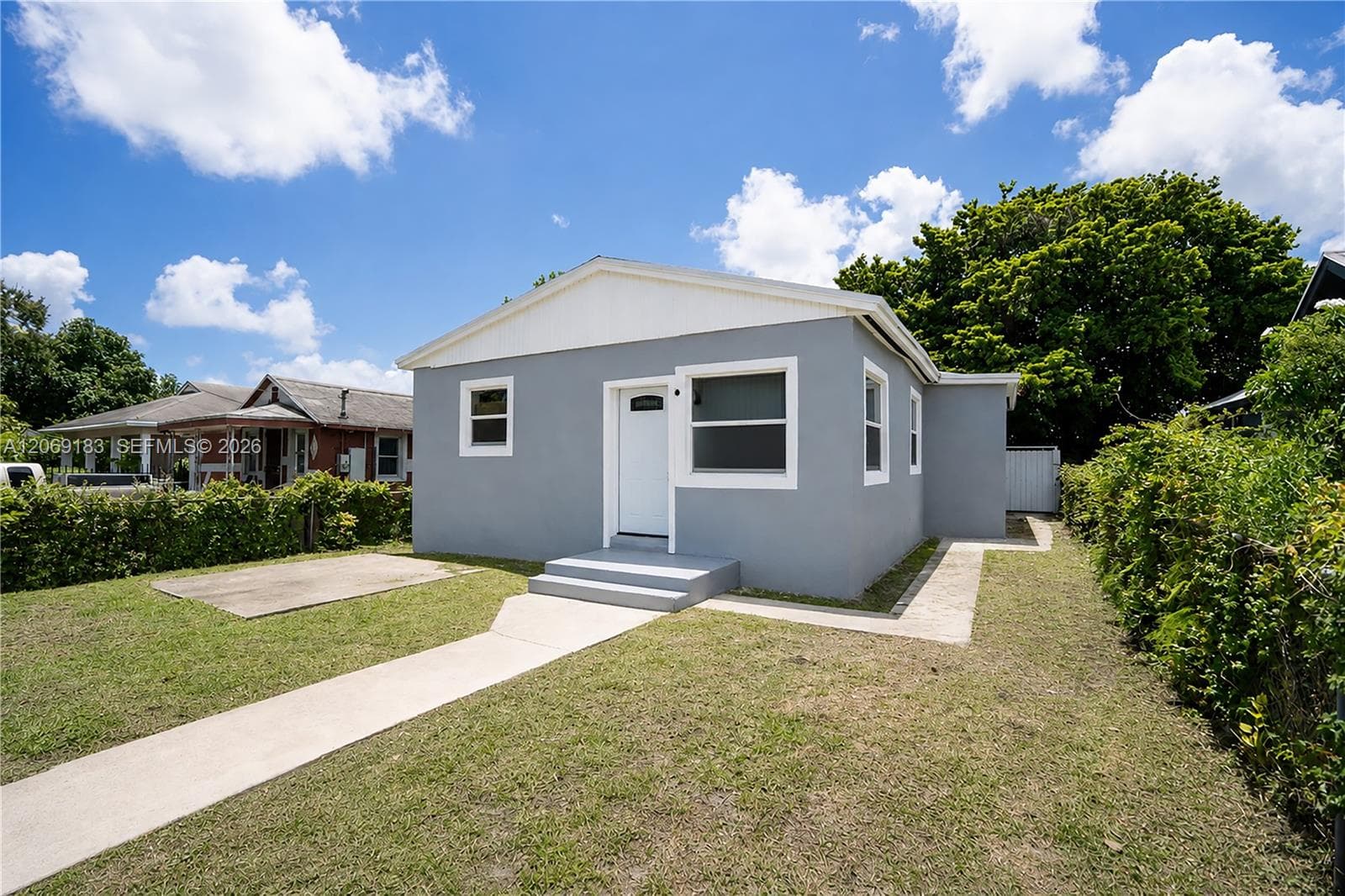 1780 NW 73rd St, Miami FL 33147