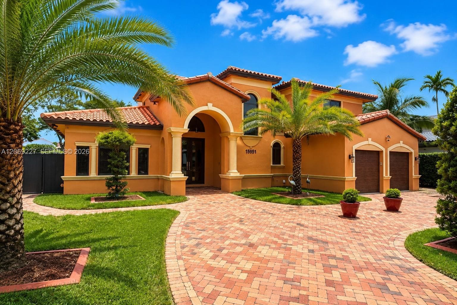 15951 NW 79th Ct, Miami Lakes FL 33016 photo 2