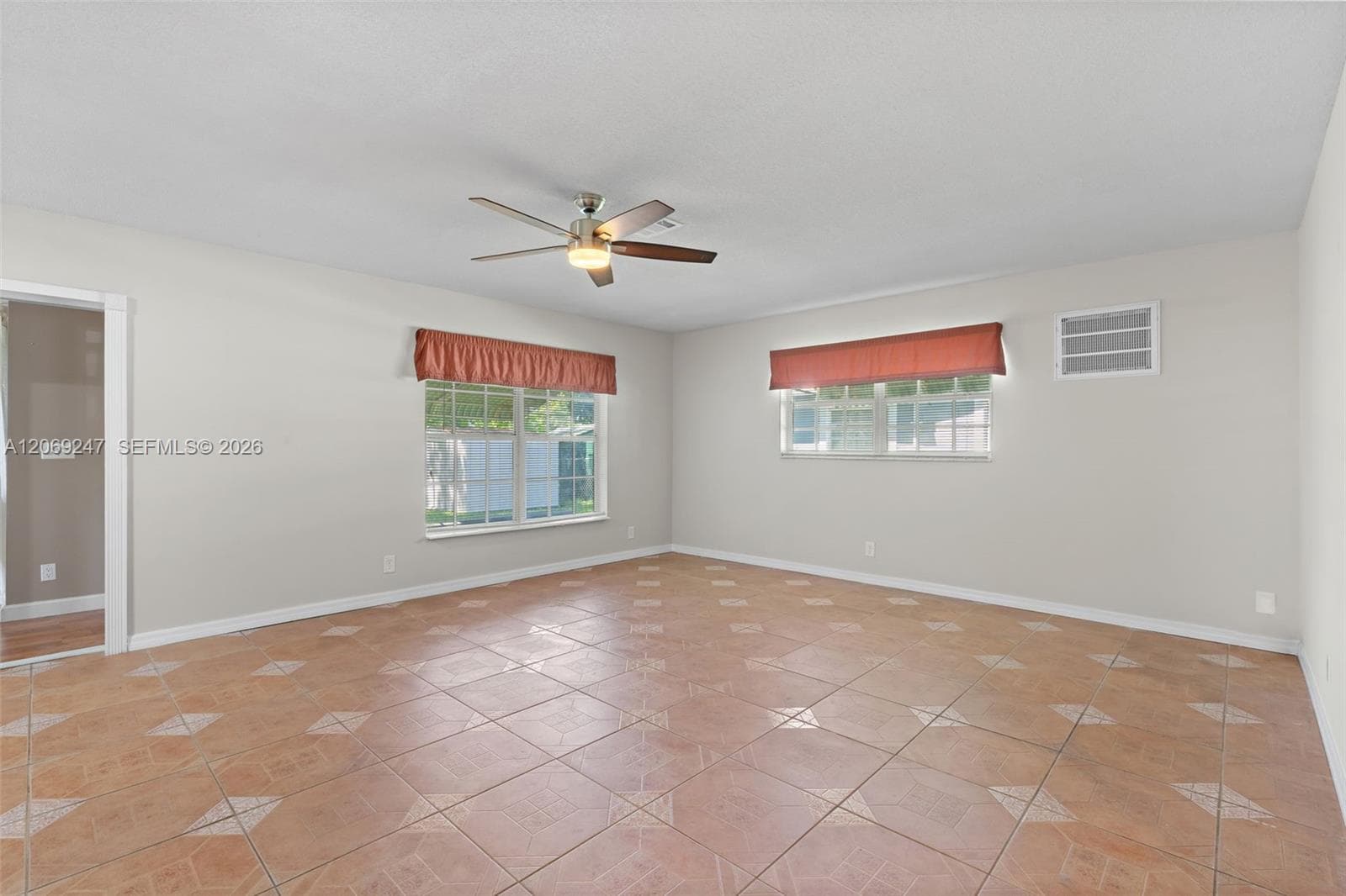 6840 SW 10th Ct, North Lauderdale FL 33068 photo 4