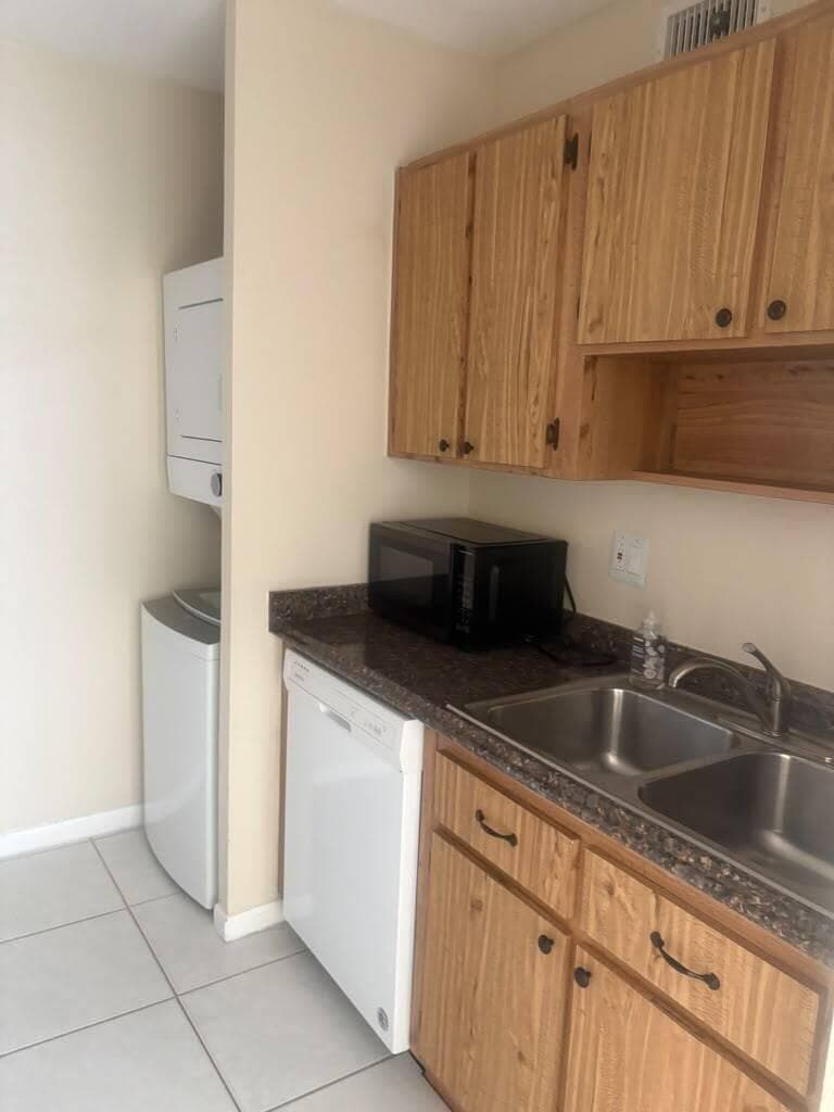 9980 TWIN LAKES Drive # 35-C, Coral Springs FL 33071 photo 5