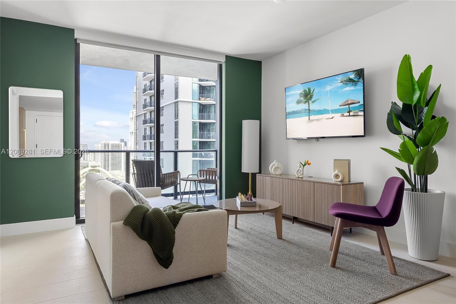 159 NE 6th St # 3013, Miami FL 33132