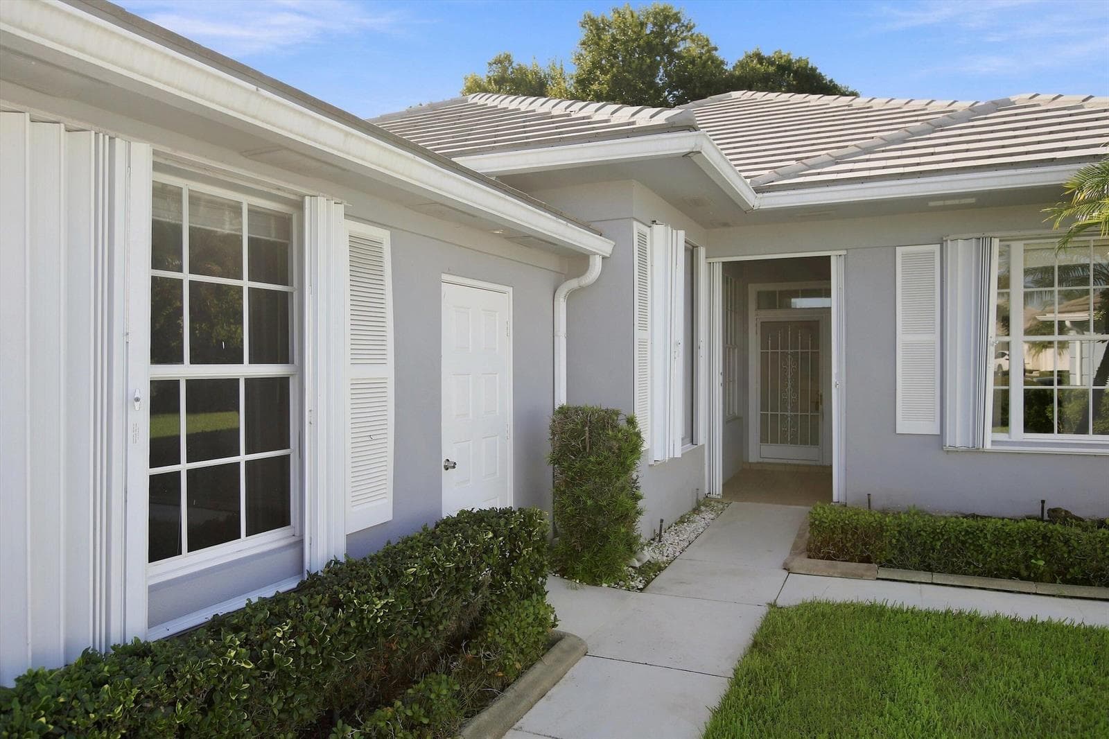 240 NW Bentley Circle, Port St. Lucie FL 34986 photo 4