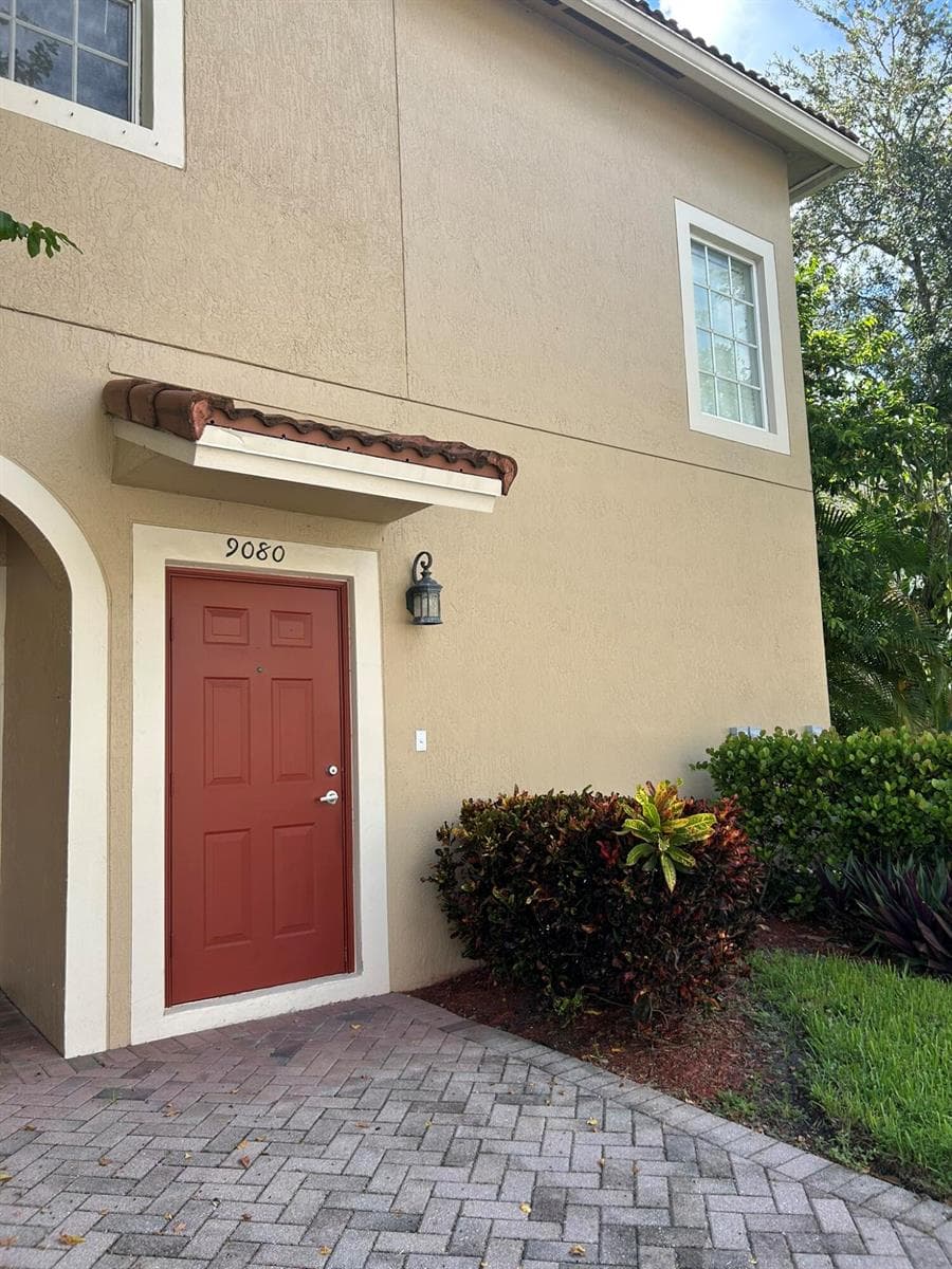 9080 Preston Place # 17204, Tamarac FL 33321 photo 2