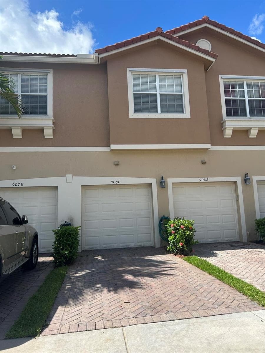 9080 Preston Place # 17204, Tamarac FL 33321