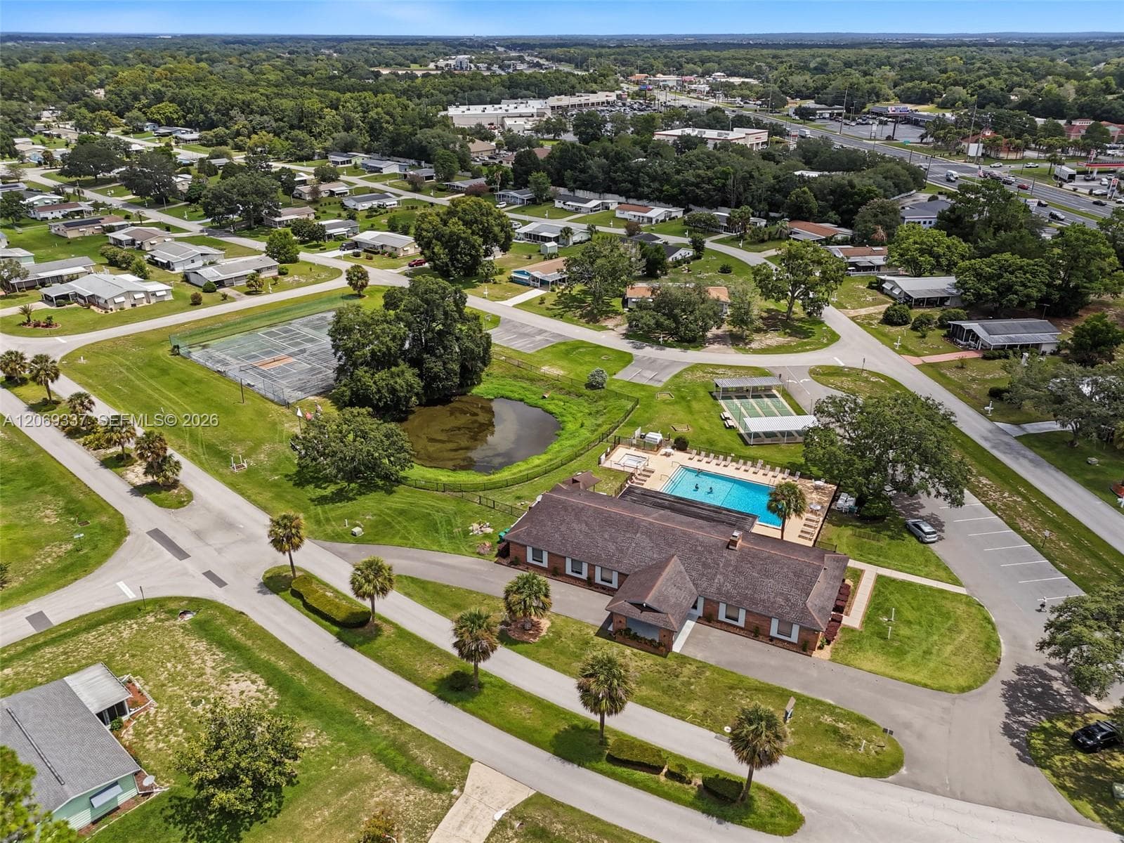 8935 SW 104th Place, Ocala FL 34481 photo 2