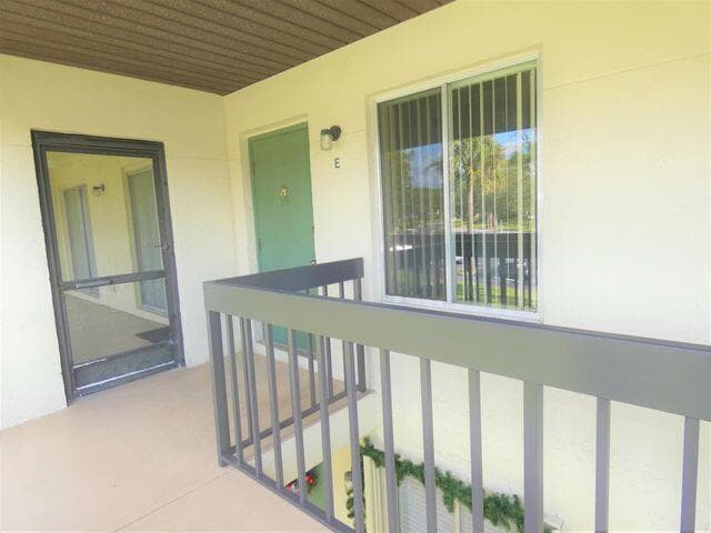6495 E CHASEWOOD Drive E, Jupiter FL 33458 photo 5