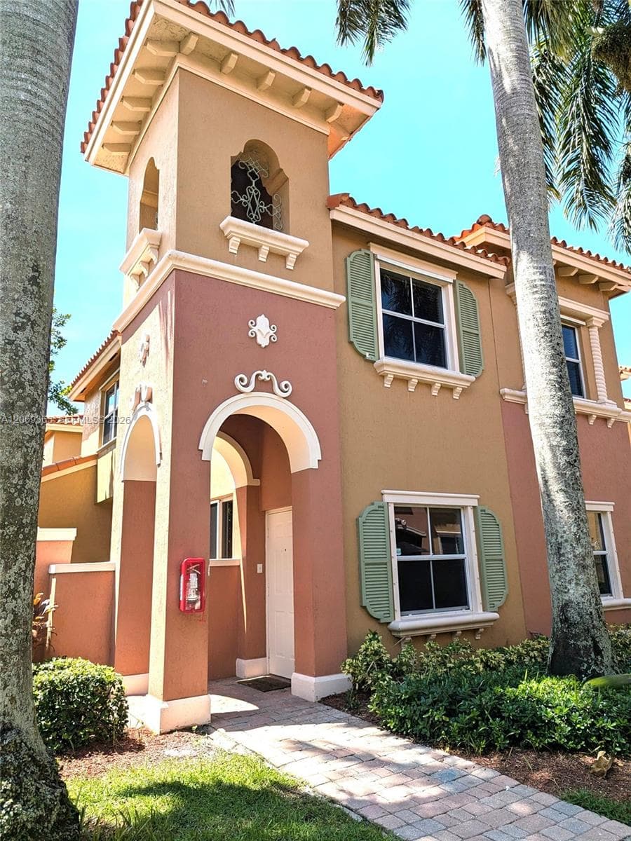 10645 SW 8th St # 2406, Pembroke Pines FL 33025