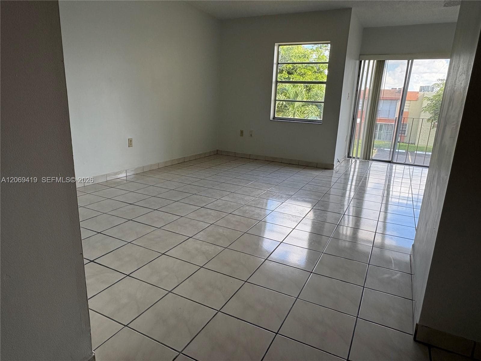 9331 SW 4th St # 202B, Miami, FL 33174 photo 2