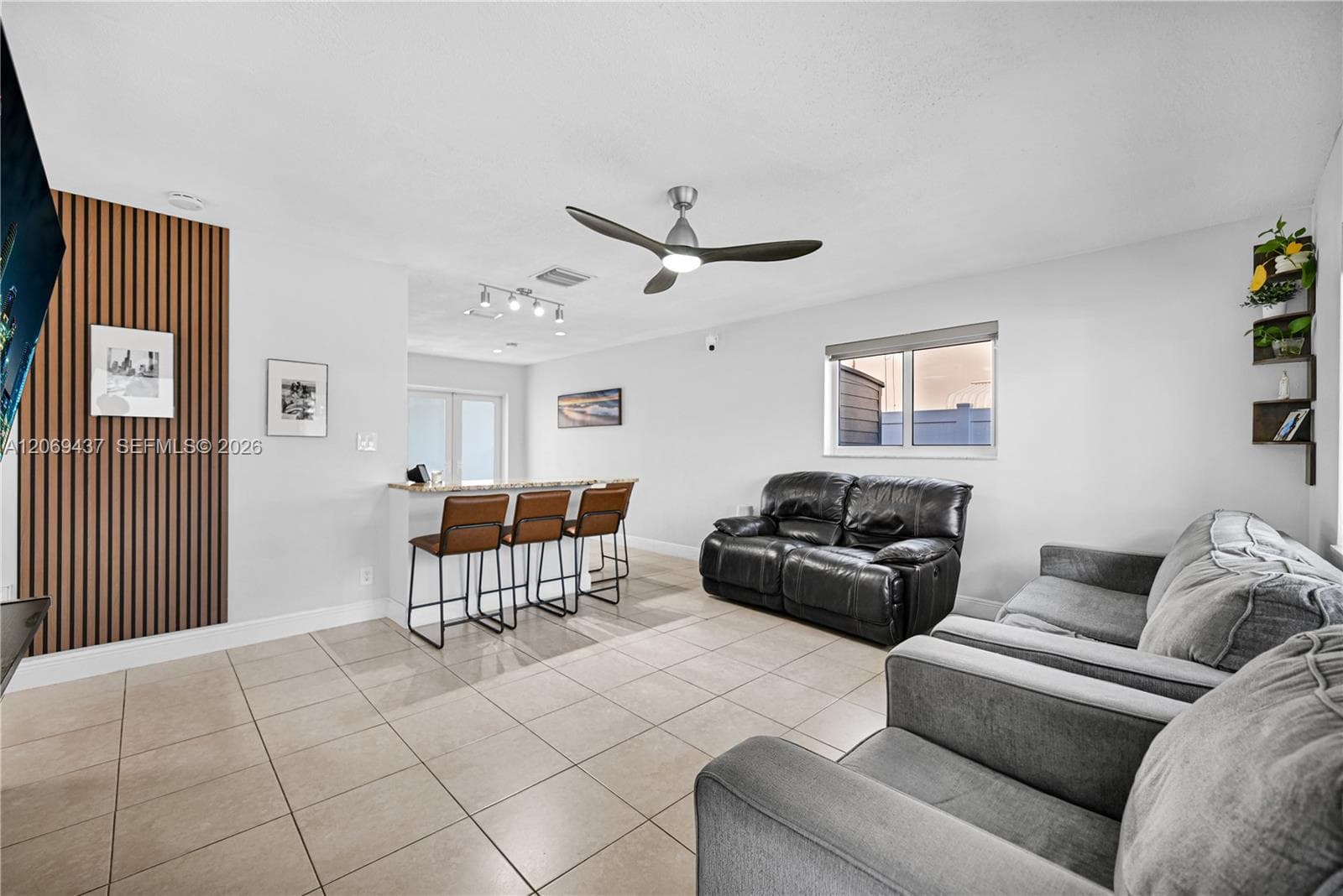 2710 NW 54th St, Tamarac FL 33309 photo 3