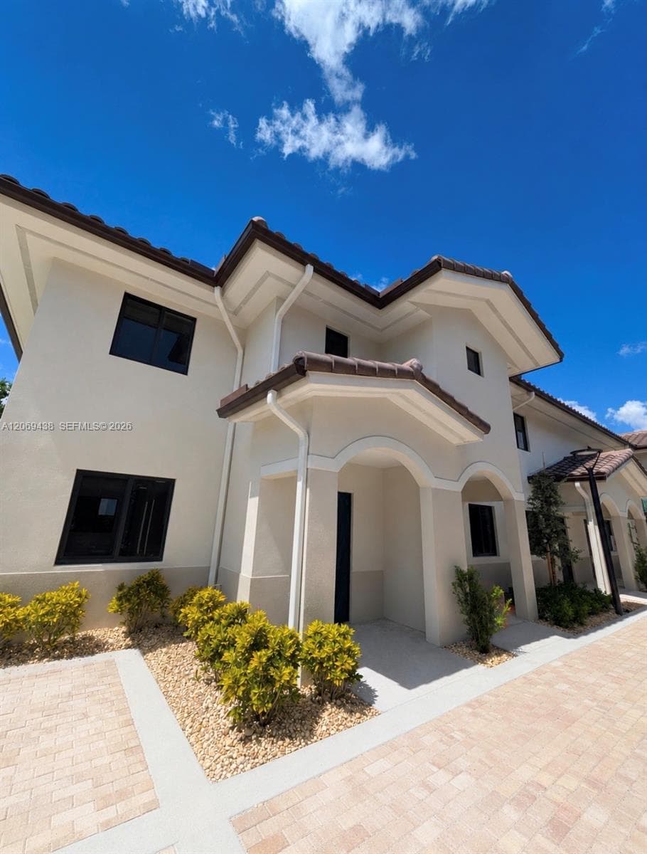 7462 W 4th Ave # 108, Hialeah FL 33014