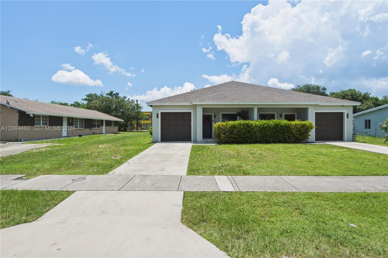 5906-08 SW 27th St, West Park FL 33023