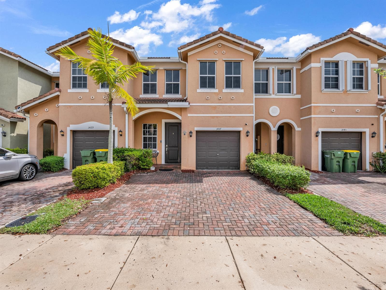 1437 SE 23rd Terrace, Homestead FL 33035 photo 2