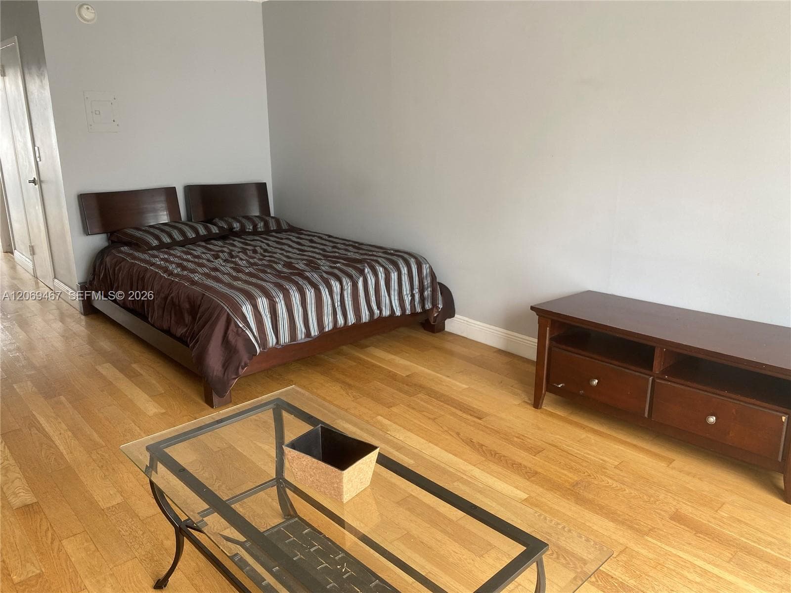 221 Meridian Ave # 305, Miami Beach FL 33139 photo 4