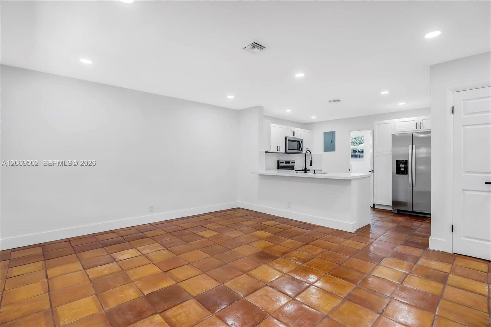 850 SW 12th Ct # 850, Fort Lauderdale FL 33315 photo 3