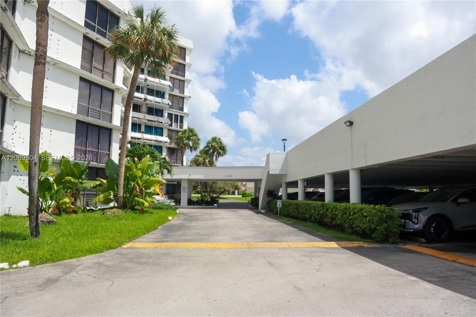 13951 Kendale Lakes Cir # 310A, Miami FL 33183 photo 2
