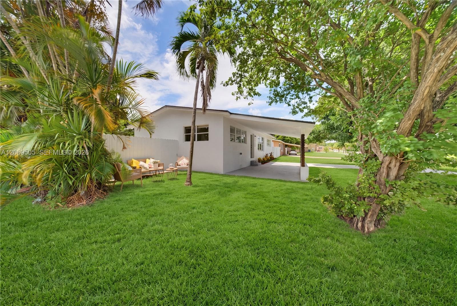 2200 NW 110th St, Miami FL 33167 photo 2