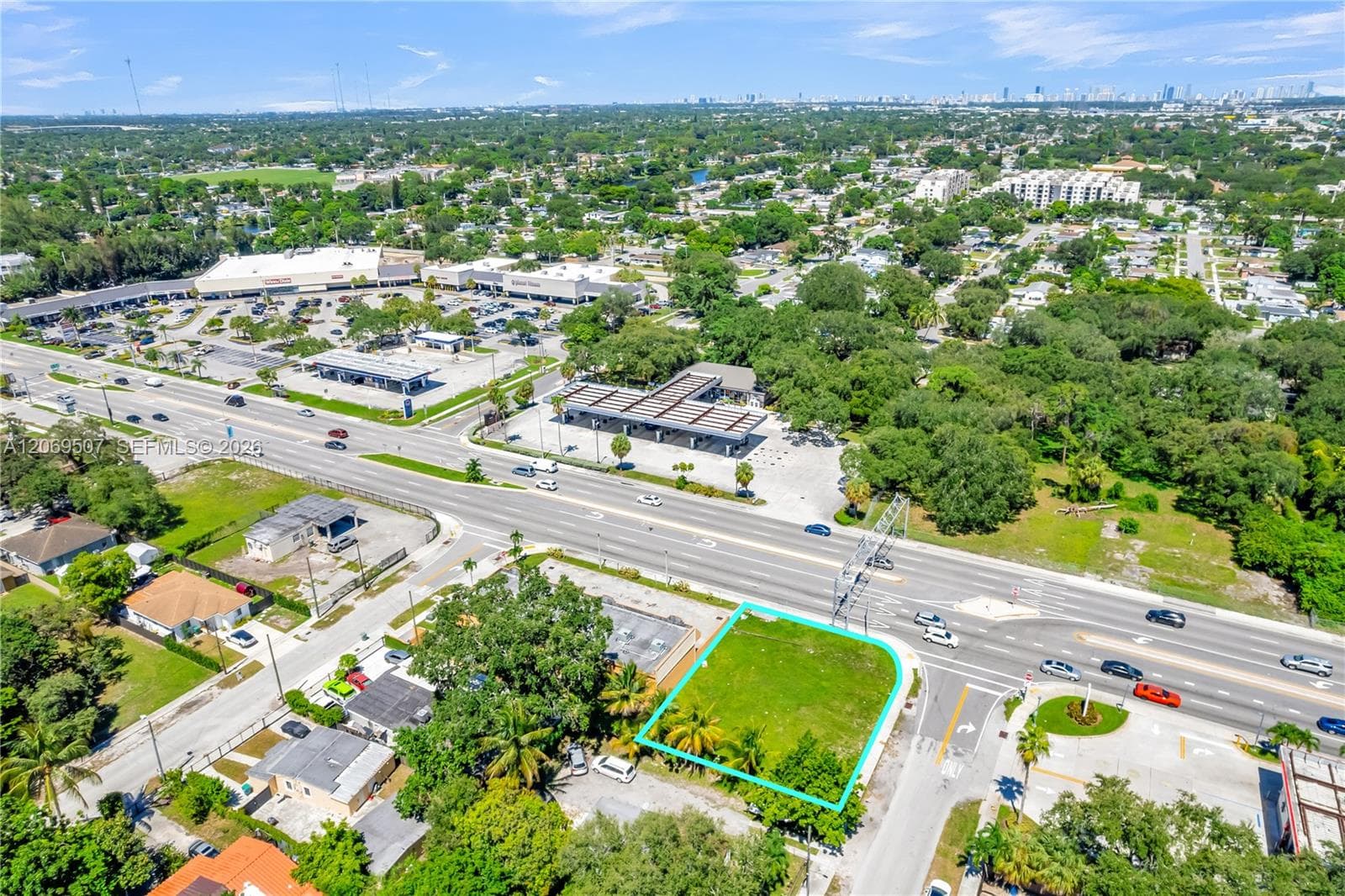 16910 NW 27th Ave, Miami Gardens FL 33056 photo 4
