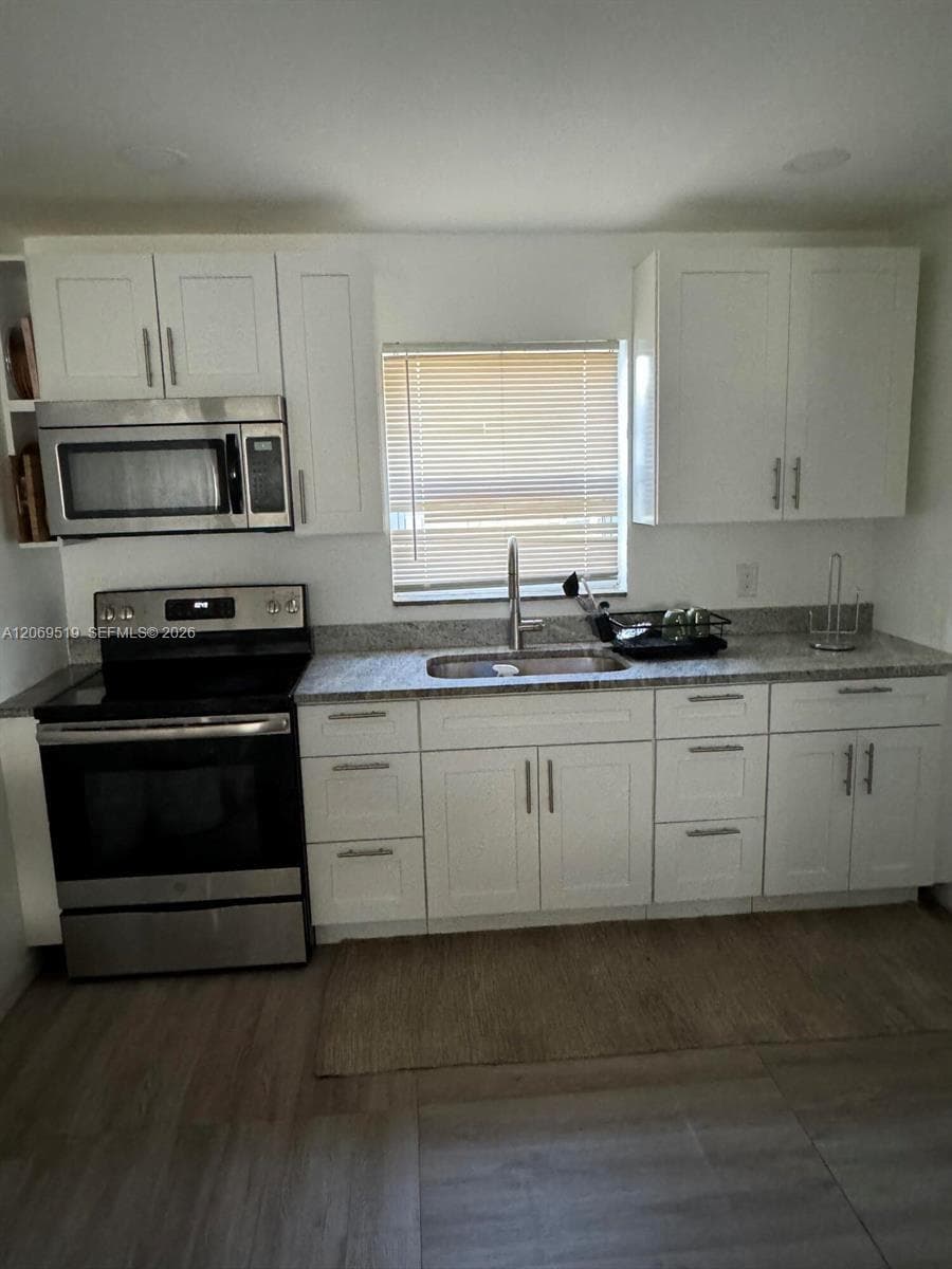 1281 W 35th St, Riviera Beach FL 33404 photo 3