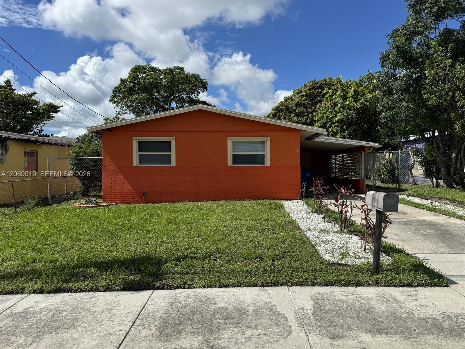 1281 W 35th St, Riviera Beach FL 33404